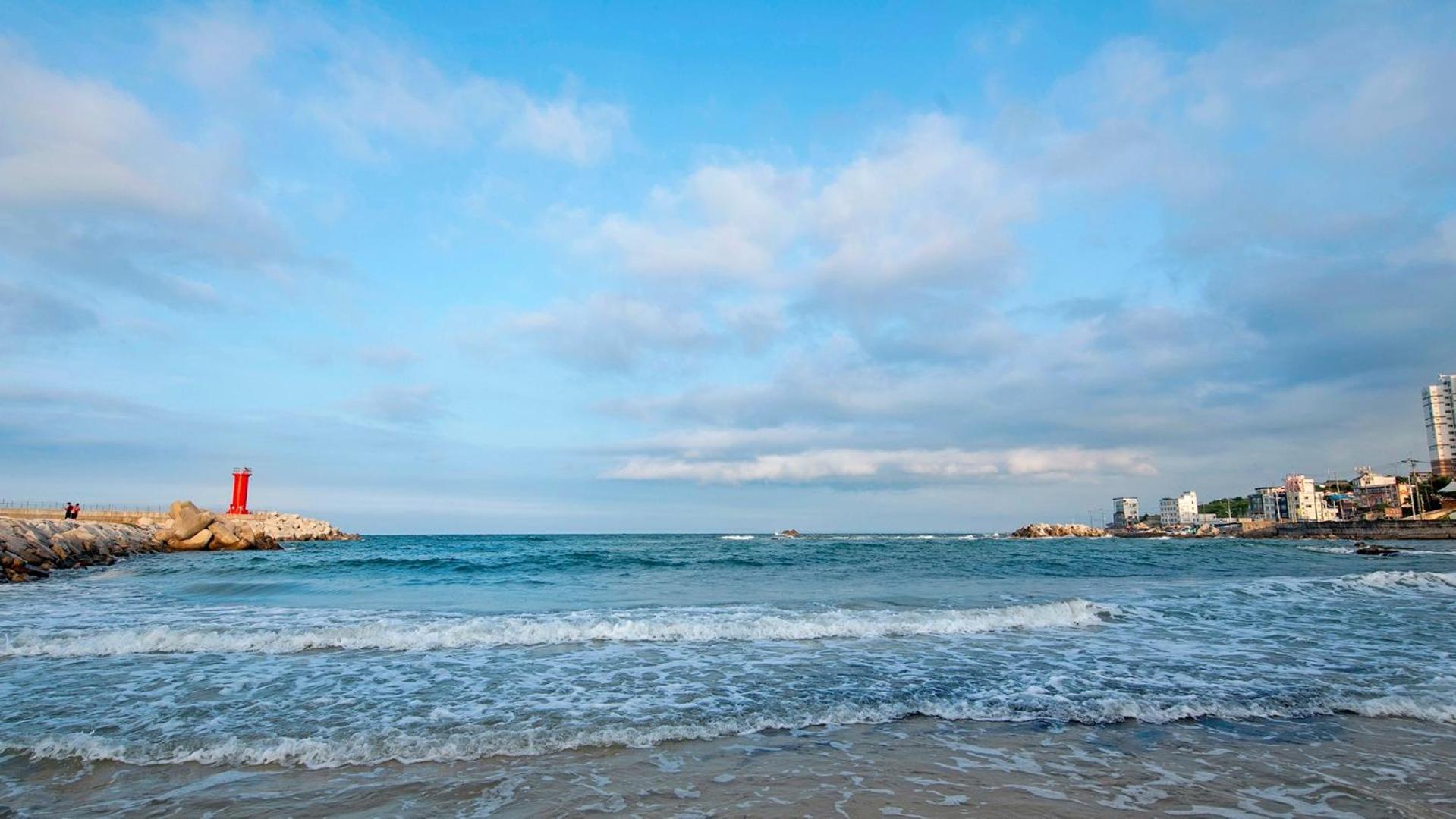 Gangneung Jumunjin Lighthouse Pension Bagian luar foto